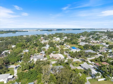 8915 Vamo Rd, Sarasota, FL 34231 - photo 4