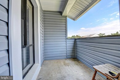 8601F Sacramento Dr, Alexandria, VA 22309 - photo 7