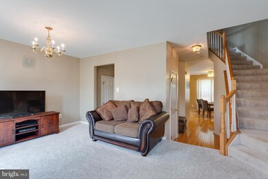 13396 Burrough Farm Dr, Herndon, VA 20171 - photo 5