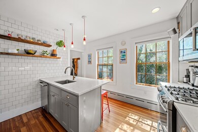 15 Bailey St, Somerville, MA 02144 - photo 7