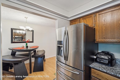05-5983-Cypress-St-Haslett-MI-48840-Wind