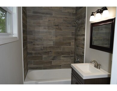 480 E Merrimack St, Lowell, MA 01852 - photo 5