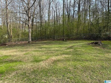 313 26th Ave NE, Center Point, AL 35215 - photo 3