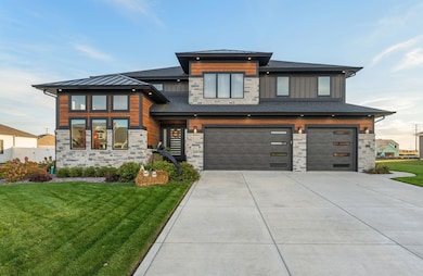 4-web-or-mls-Kelly O_-2