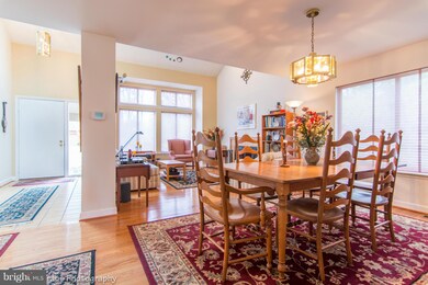 7501 Waterlily Way, Columbia, MD 21046 - photo 4