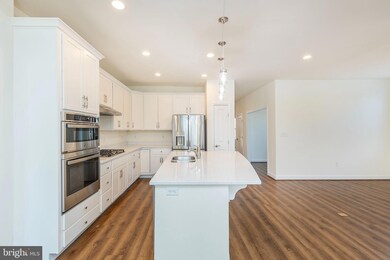 140 Amberfield Ct, Winchester, VA 22602 - photo 7