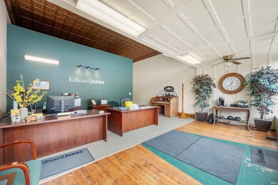 103 B N Main St, Farmland, IN 47340 - photo 4