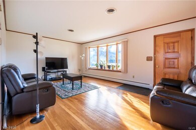 281 Race St, Bath, PA 18014 - photo 5