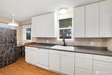 3807 S 34th St, Tacoma, WA 98409 - photo 7