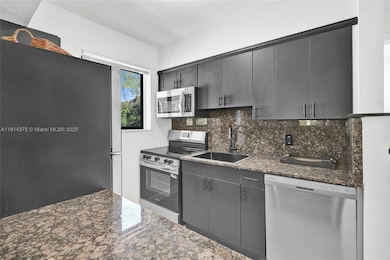 11643 NE 11th Place unit 2, Biscayne Park, FL 33161 - photo 6