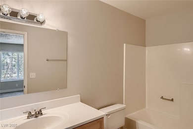 Full bath with vanity and washtub / shower combina