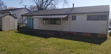 9 Columbia Rear Exterior