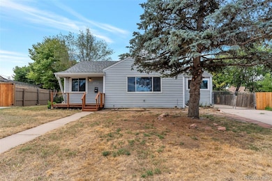 11612 Del Mar Pkwy, Aurora, CO 80010 - photo 3