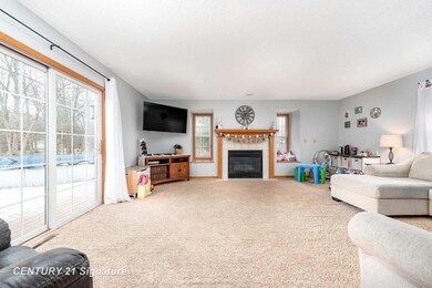 116 S Westlawn Dr, Midland, MI 48640 - photo 7