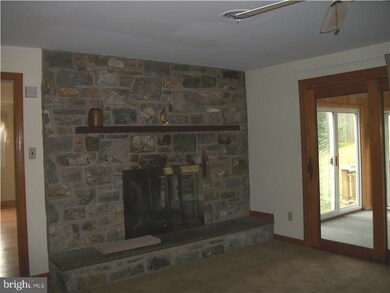 605 Creekside Rd, Wallingford, PA 19086 - photo 6