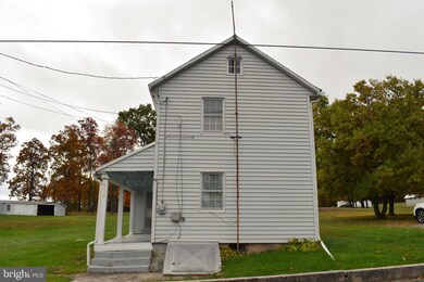 9518 Circle Dr, Chambersburg, PA 17202 - photo 3