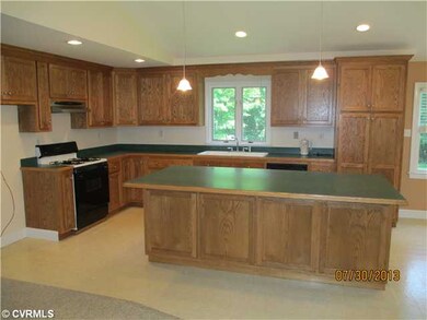 Kitchen - A BEAUTIFUL & PEACEFUL 65+ ACRE REFUGE W