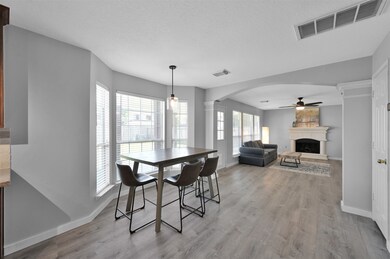 514 Elm Ridge Dr, Spring, TX 77386 - photo 6