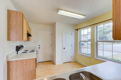 11118 Dublin Cir, San Antonio, TX 78254 - photo 7