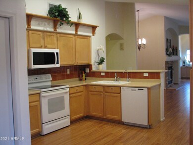 Beautiful Spacious Kitchen