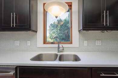 912 Shoreview Dr, Alexandria, MN 56308 - photo 6