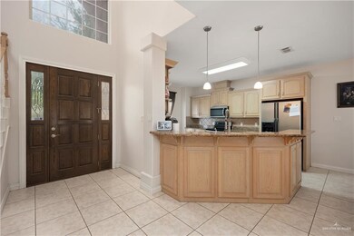 2711 Leslie St, Edinburg, TX 78539 - photo 4