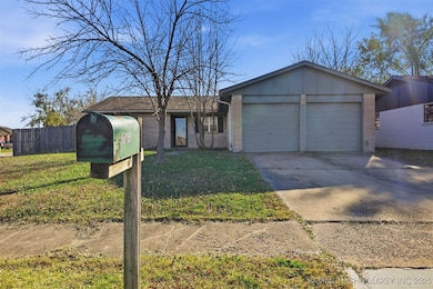 11860 E 62nd Place, Broken Arrow, OK 74012 - photo 2