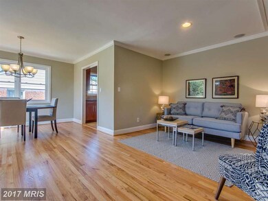 7905 Wildwood Dr, Takoma Park, MD 20912 - photo 4