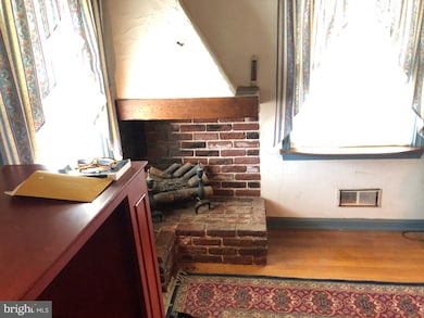 7155 Greenwood Ave, Baltimore, MD 21206 - photo 5