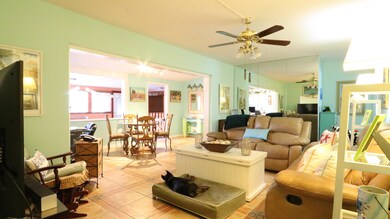 LARGE FRONT FOYER