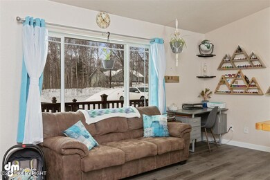 04-Living Room-ELKO5571