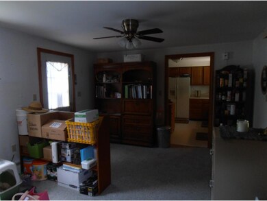 72 Meeting Hill Rd, Hillsborough, NH 03244 - photo 4