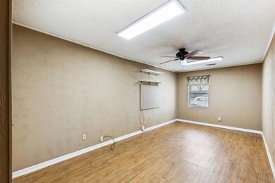 1025 Princeton Place, Cleburne, TX 76033 - photo 6