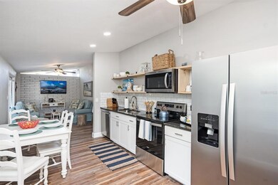 2213 Wason Rd unit 1, Sarasota, FL 34231 - photo 7