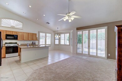 Family Room (3)-SMALL