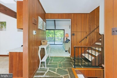 11302 Fieldstone Ln, Reston, VA 20191 - photo 5