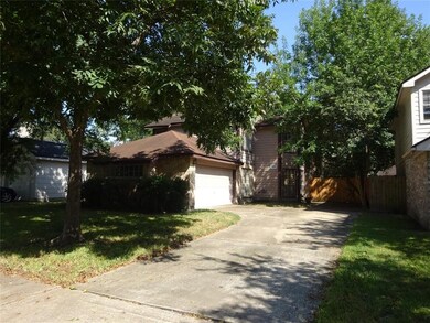 15915 Oak Mountain Dr, Houston, TX 77095 - photo 2