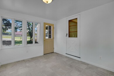 70 Fletcher Rd, Enfield, CT 06082 - photo 4