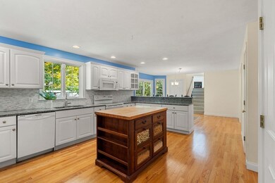 128 Adams St, Dunstable, MA 01827 - photo 4