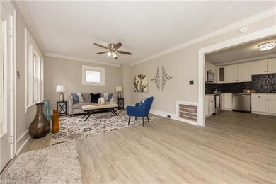 3324 Altamont Ave, Cleveland, OH 44118 - photo 4