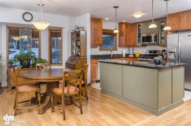 3106 Bettles Bay Loop-large-004-KitchenD