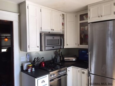 52 Hollywood Ave, Albany, NY 12208 - photo 2