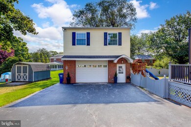 108 Canterbury Dr, Wallingford, PA 19086 - photo 4