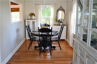 233 Brooklyn Ave, Linden, TN 37096 - photo 3