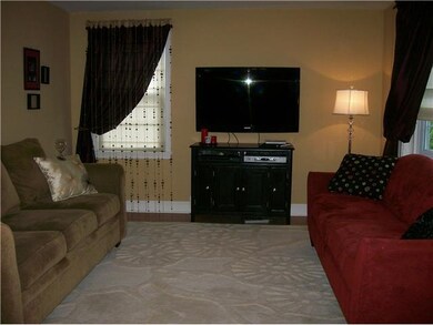 Living Room Spacious living rm, hardwood floors