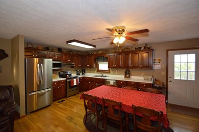 1051 Goshen Rd, Lawrenceburg, KY 40342 - photo 5