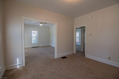 281 Chestnut St, Geneva, OH 44041 - photo 6