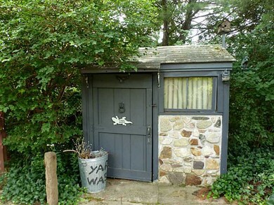 Yard/Garden.