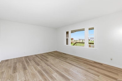 13550 Dragoon Trail, Mishawaka, IN 46544 - photo 5