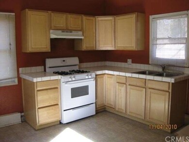 Kitchen 613 E. Big Bear Bl